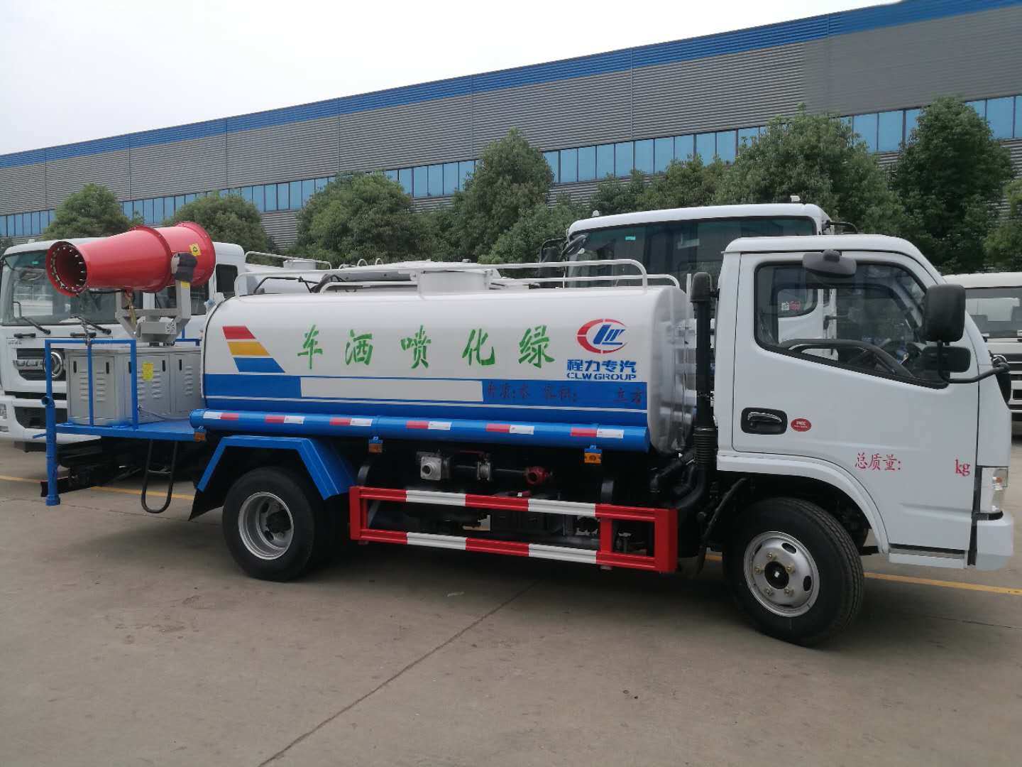 东风D6 5吨雾炮车