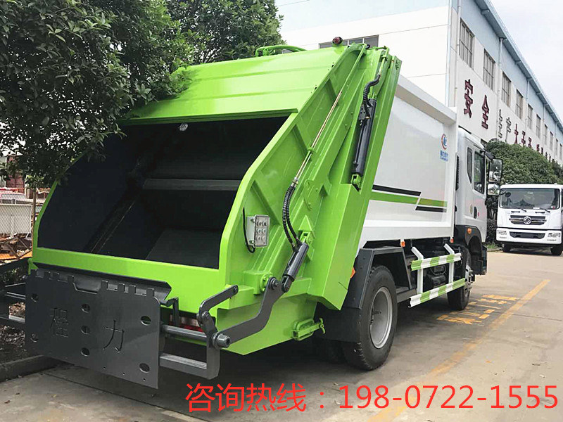 东风多利卡D9压缩垃圾车