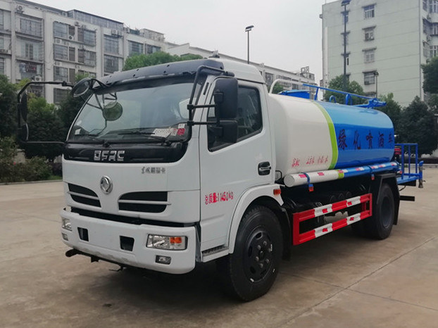 东风福瑞卡8方配30米雾炮上牌中上好牌马上发车