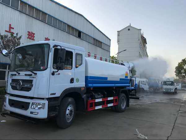 程力东风D9 10-11吨多功能抑尘车，爆款热销中！