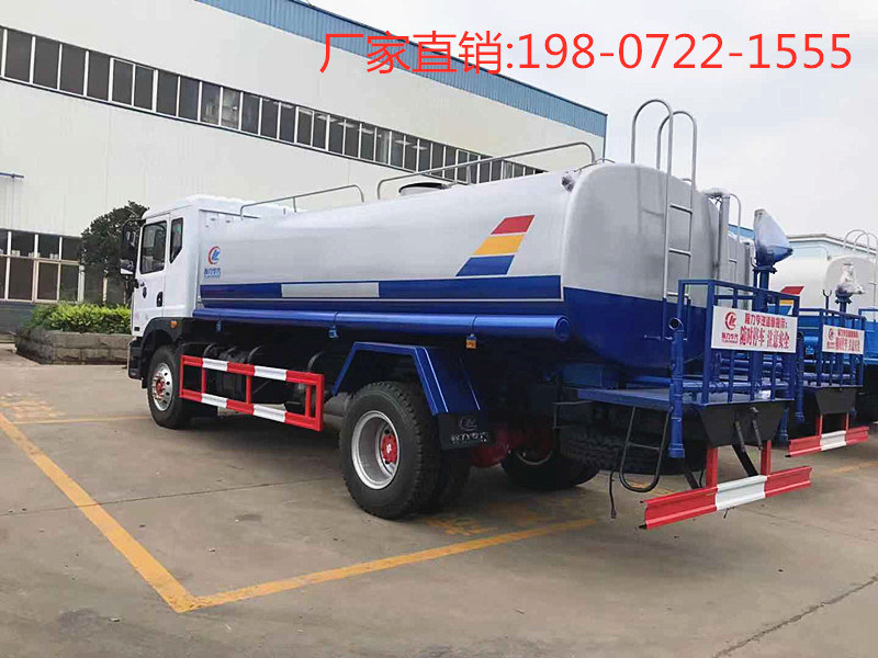 东风多利卡15立方洒水车