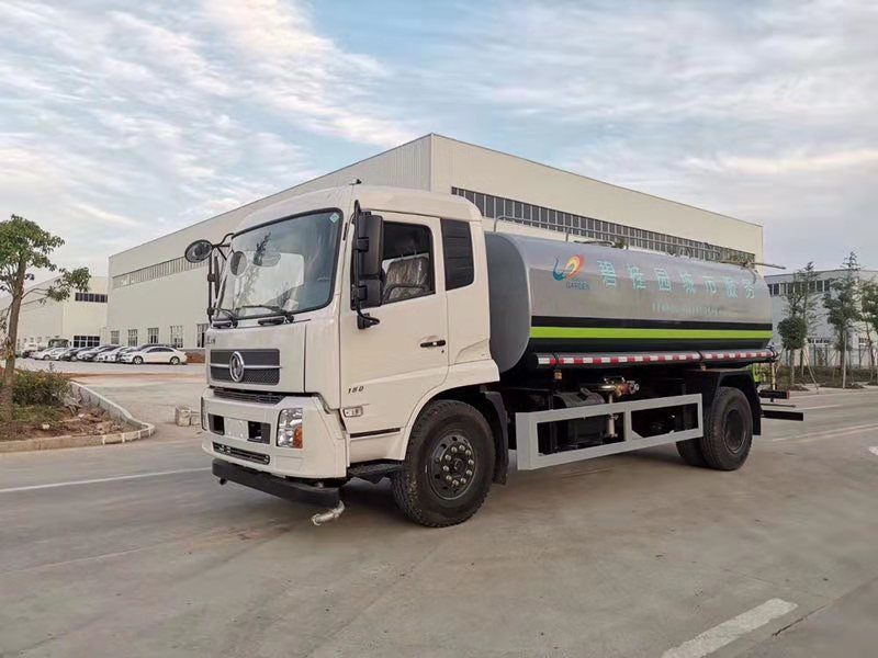 国六新款绿化喷洒车