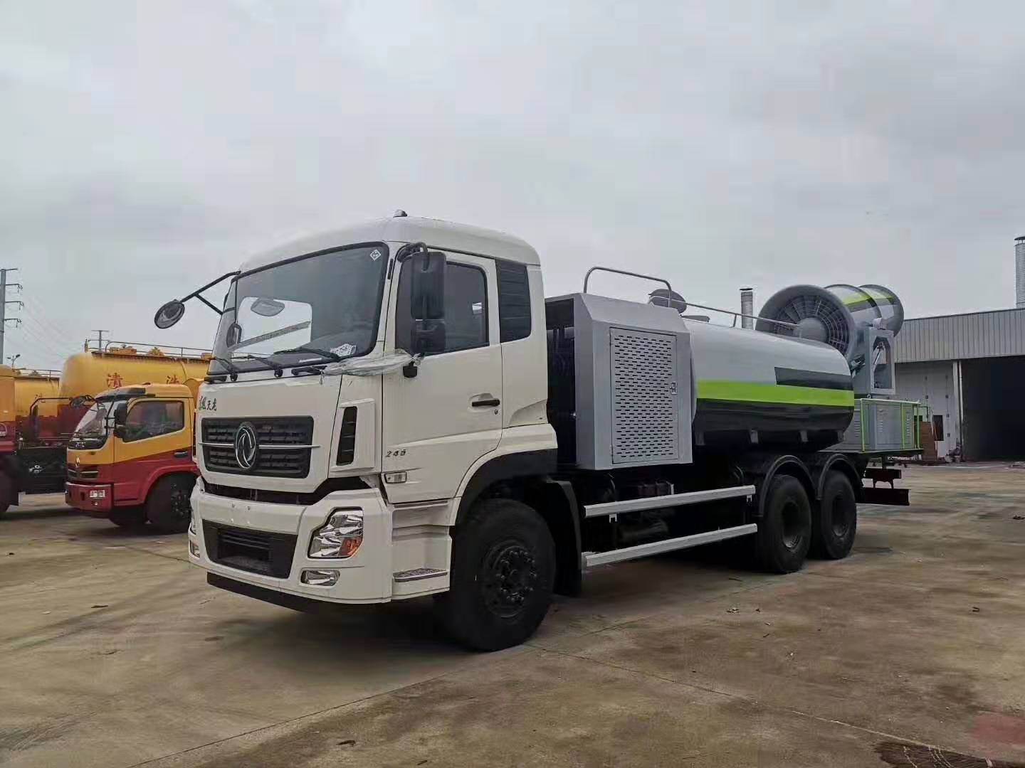 东风天龙16吨多功能抑尘车，120米大型雾炮车