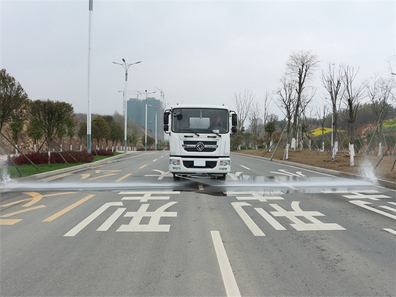 国六12吨洒水车价格---程力洒水车多少钱