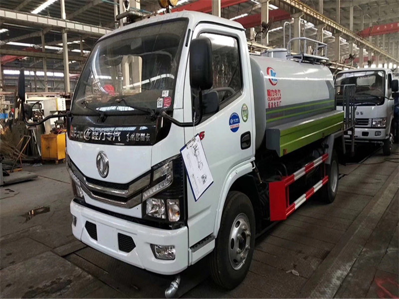 国六小型5方洒水车--洒水车价格多少钱