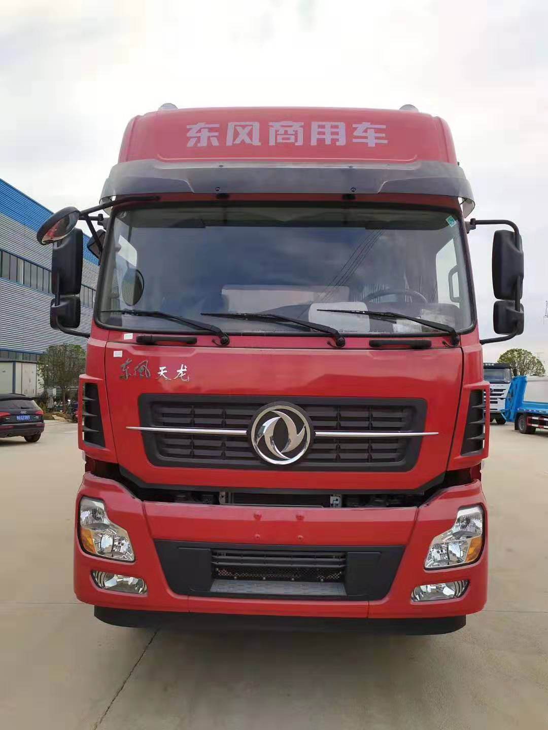 东风天龙饲料车 粉料运输能手！
