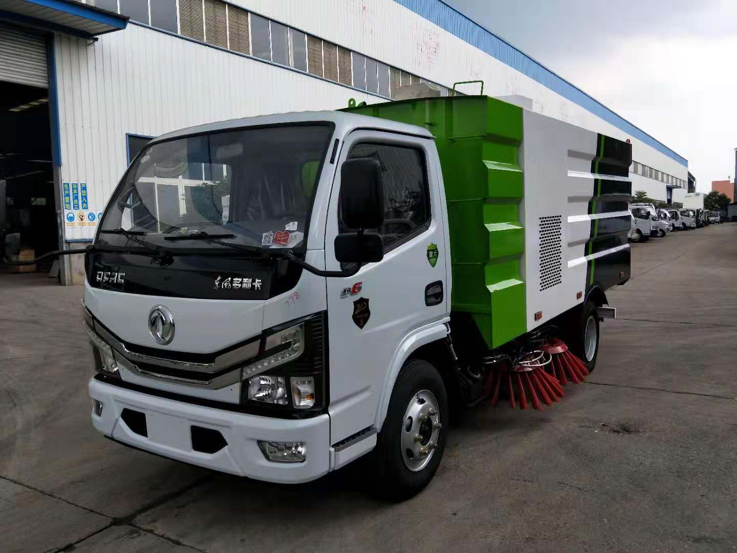 国六东风D6扫路车4方
