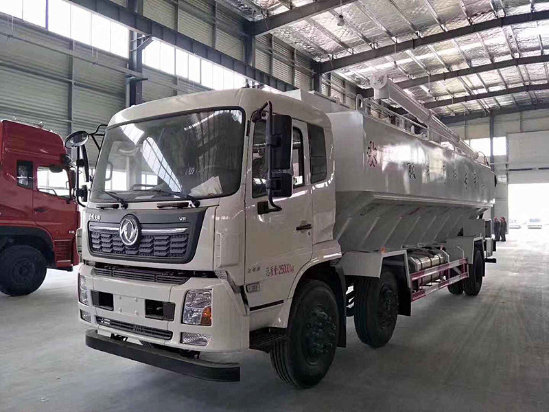 东风天锦15吨液压散装饲料运输车  厂家直销
