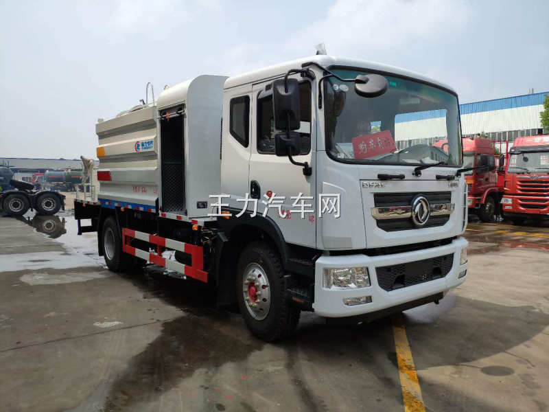 东风多利卡D9抑尘车  50-80米雾炮车图片