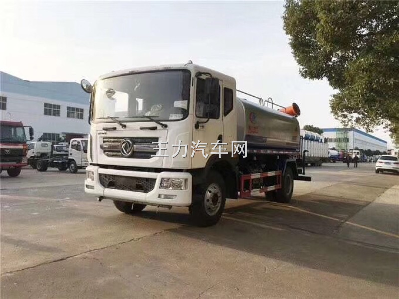 东风多利卡D9雾炮车图片