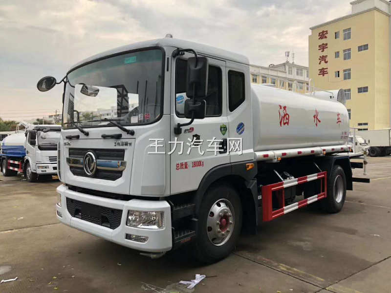 东风D9雾炮车靓照图片