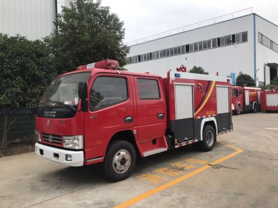 东风多利卡D6水罐消防车图片