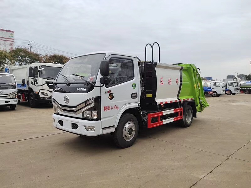 国六4方后装压缩式垃圾车