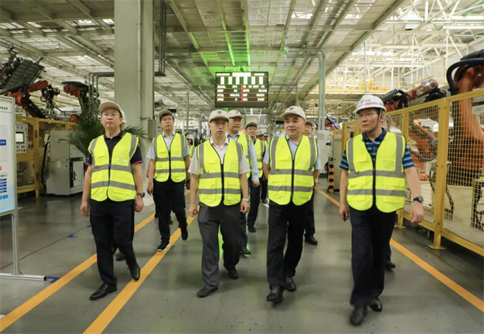省领导到福田汽车诸城厂区调研工业互联网建设