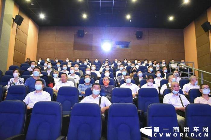 中车电动子公司无锡中车开展主题党日观影活动