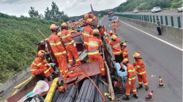 告别“天价”救援费！又一省份发布高速救援新规|人民卡车