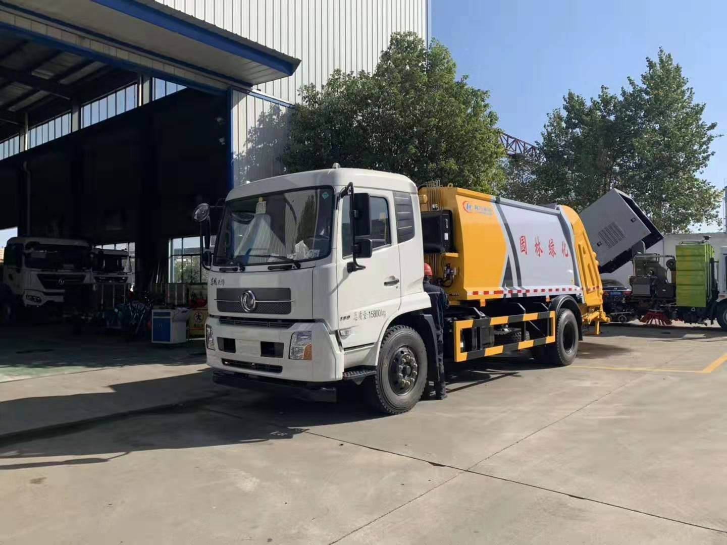 程力东风天锦 压缩垃圾车
