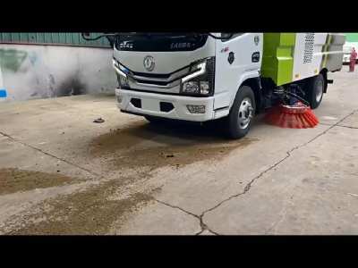 国六小多利卡扫路车实战试车视频