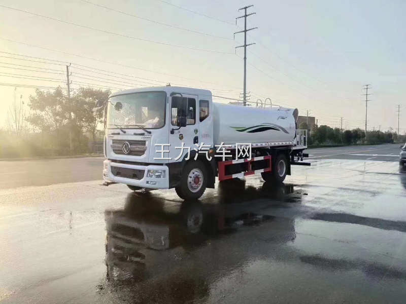 东风D9-12方30米雾炮车图片