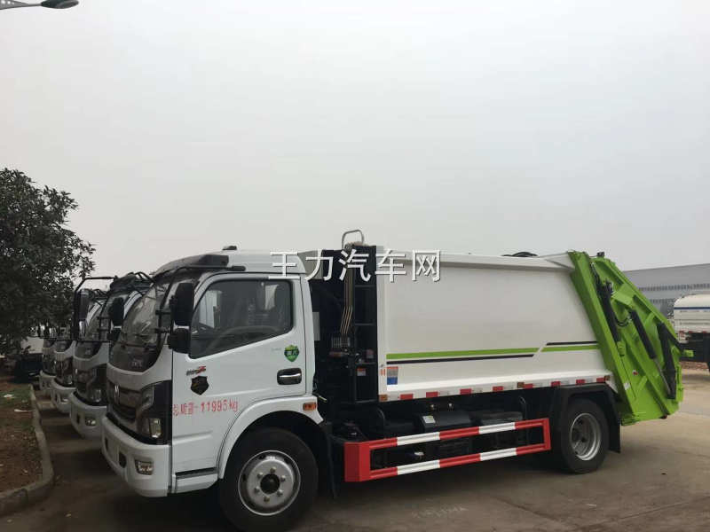 国六东风8方压缩垃圾车图片