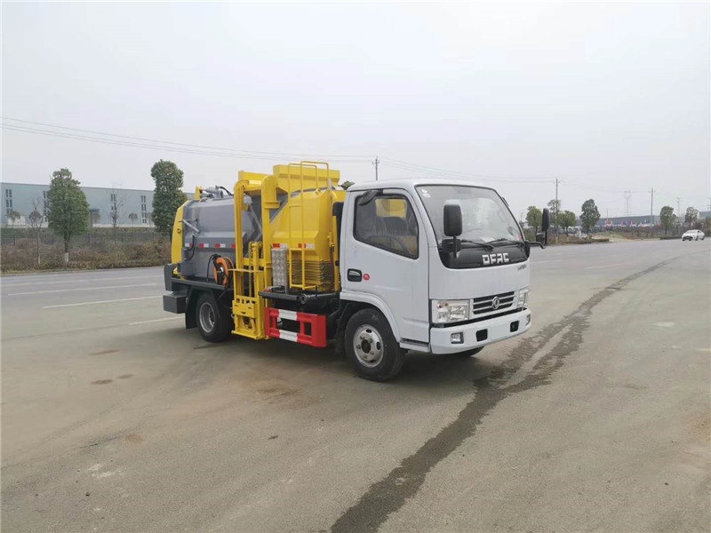 东风小多利卡餐厨垃圾车生产厂家--程力专用车，中国民企500强
