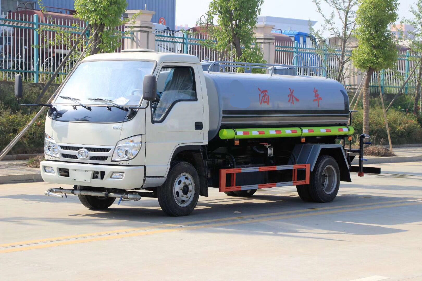 5吨洒水，10吨洒水车，洒水车滤清器的检查与维护