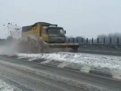 冬季铲雪利器“雪铲＂效果图视频