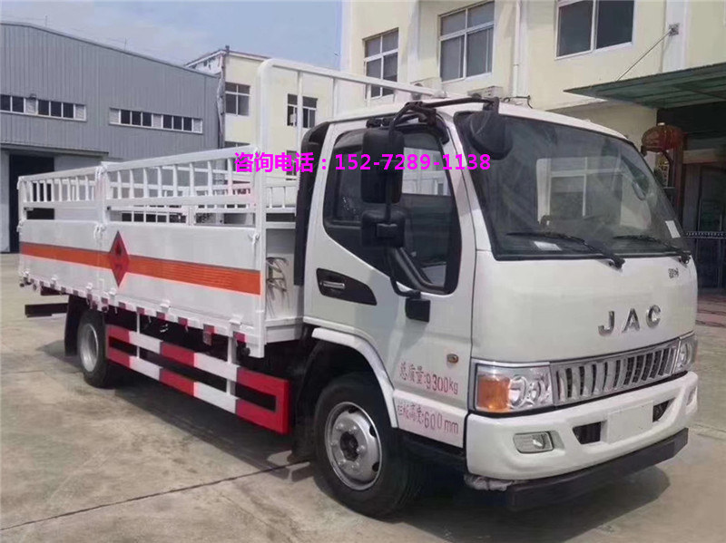 江淮黄牌气瓶运输车，5米厢长，分期上户一条龙