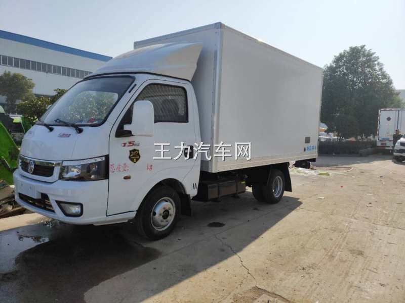 东风小型冷藏车图片
