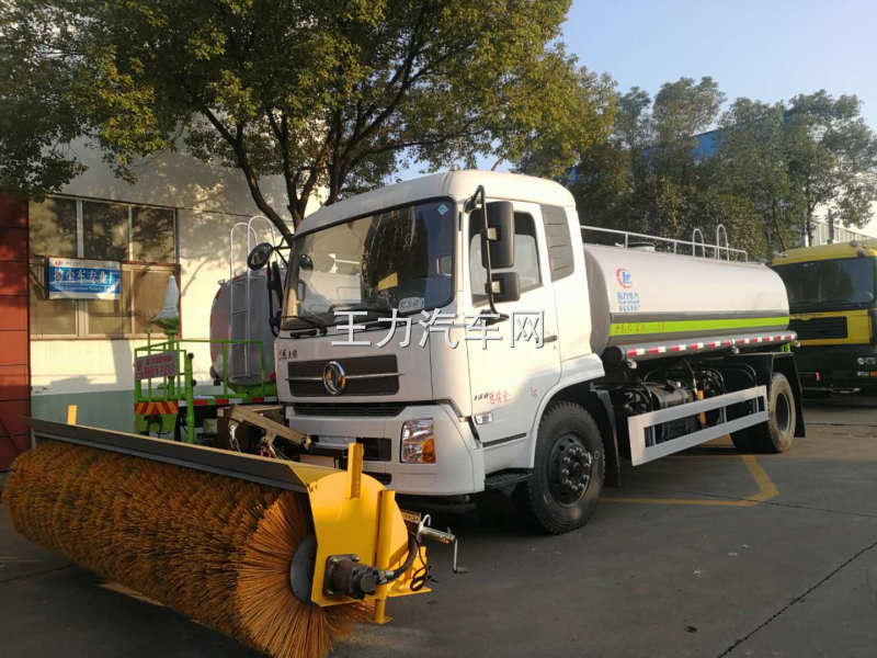 东风天锦12吨洒水车价格图片