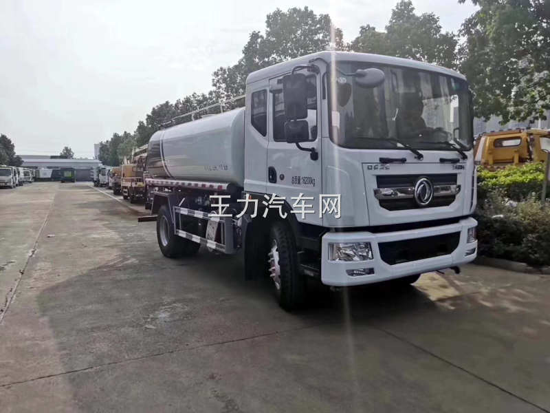 东风多利卡D9国六洒水车图片