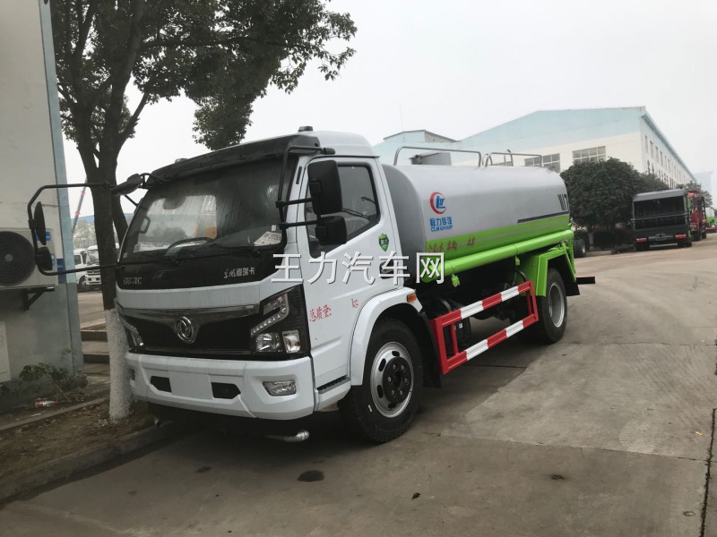 东风国六8方洒水车图片