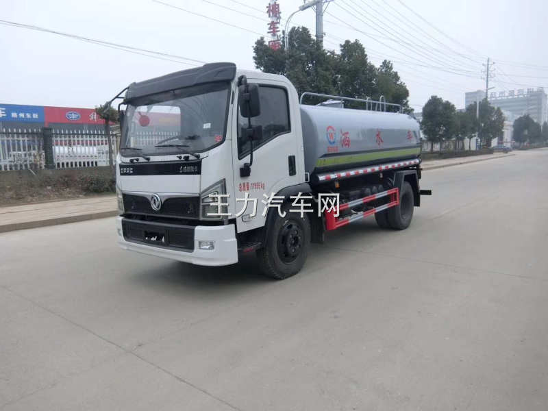 国六东风3800轴距9.2方洒水车图片