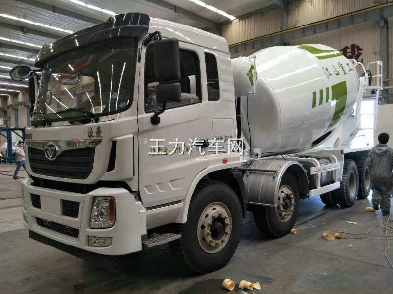 重汽豪曼轻量化搅拌车10方图片