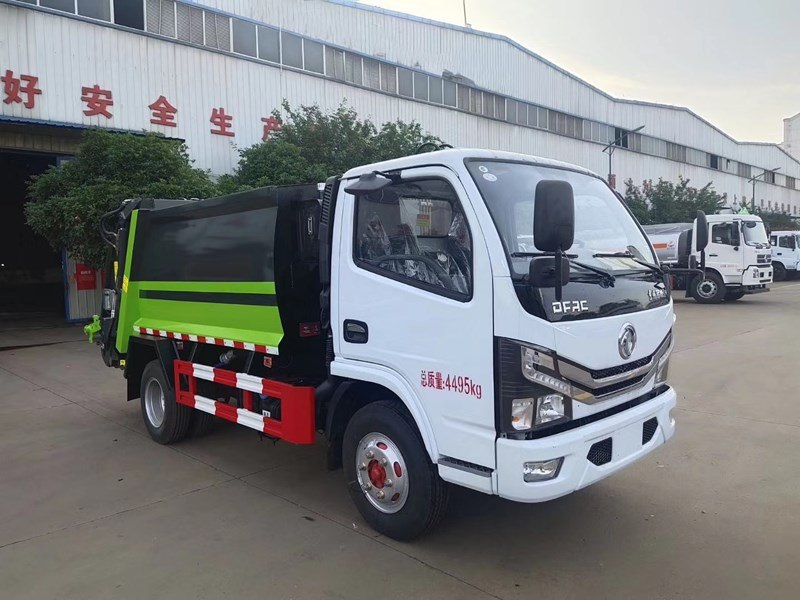 国六东风多利卡6方后装压缩式垃圾车