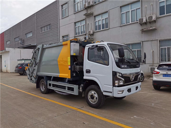 国六东风福瑞卡5方压缩垃圾车-垃圾压缩清运车