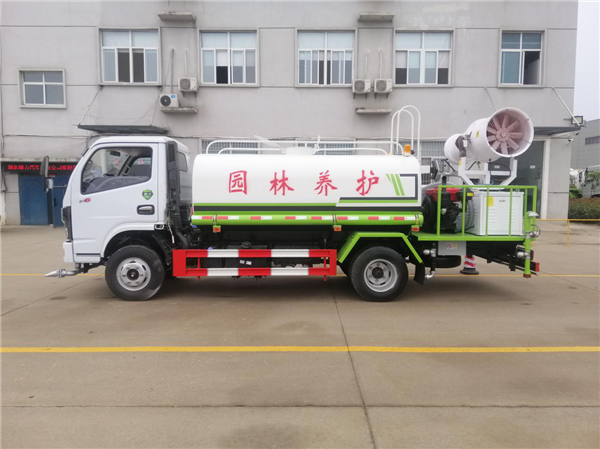 5方雾炮喷洒车