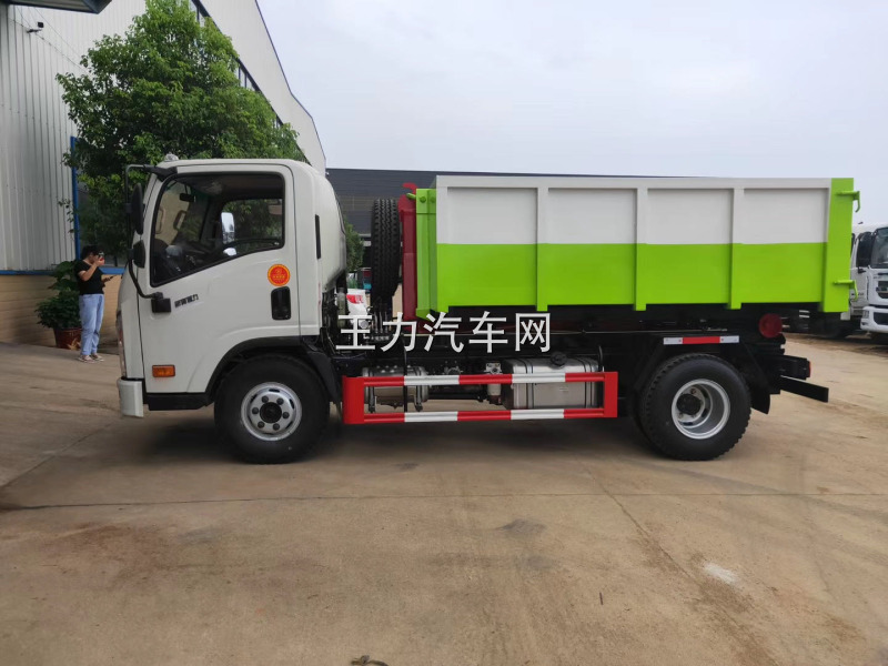 建筑垃圾转运车图片