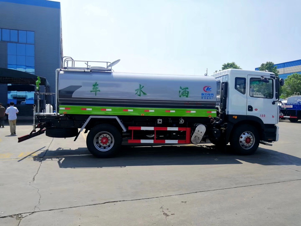 东风国六15方洒水车价格 厂家直销 全国送车 可分期