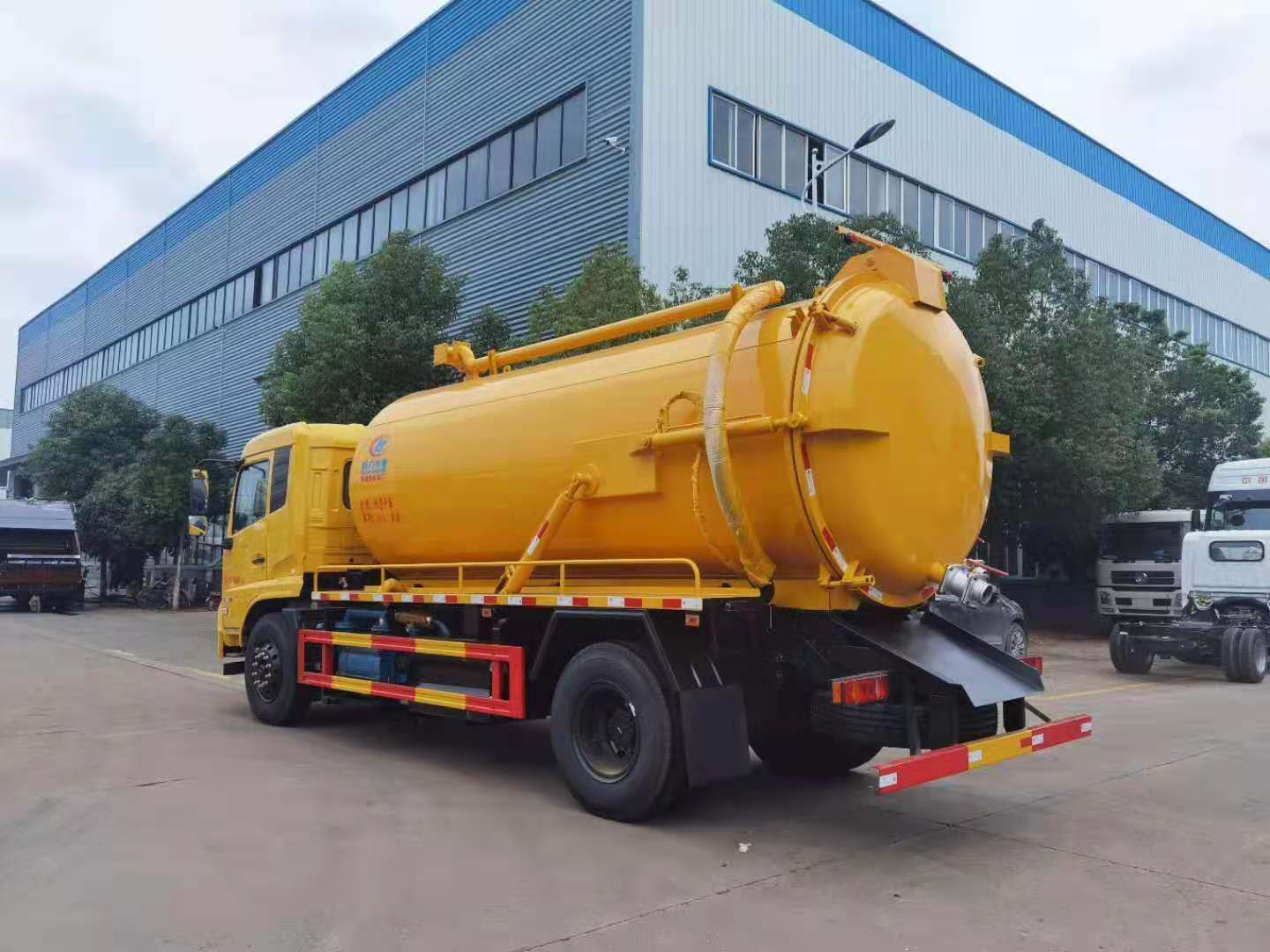 国六东风天锦清洗吸污车