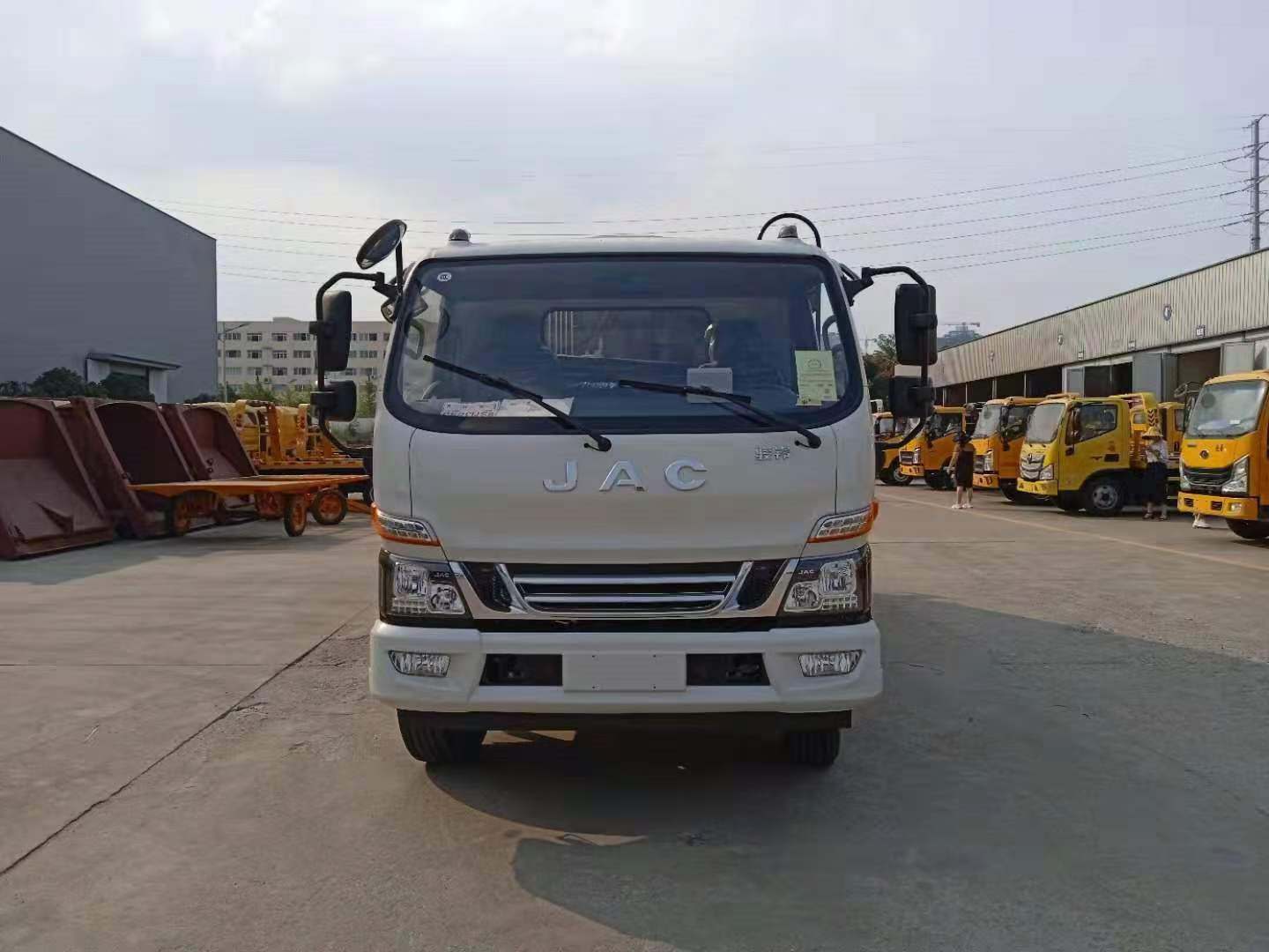 江淮骏铃V7国六9方压缩式垃圾