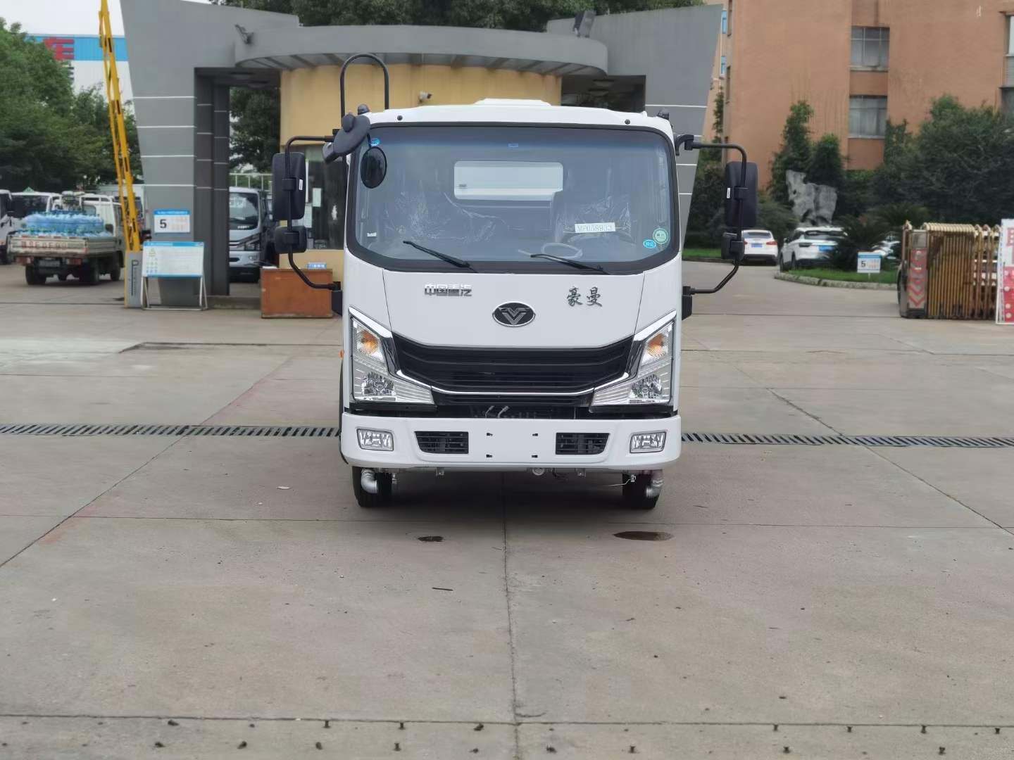爆款重汽豪曼蓝牌/黄牌抑尘车、洒水车(方罐、圆罐可选)