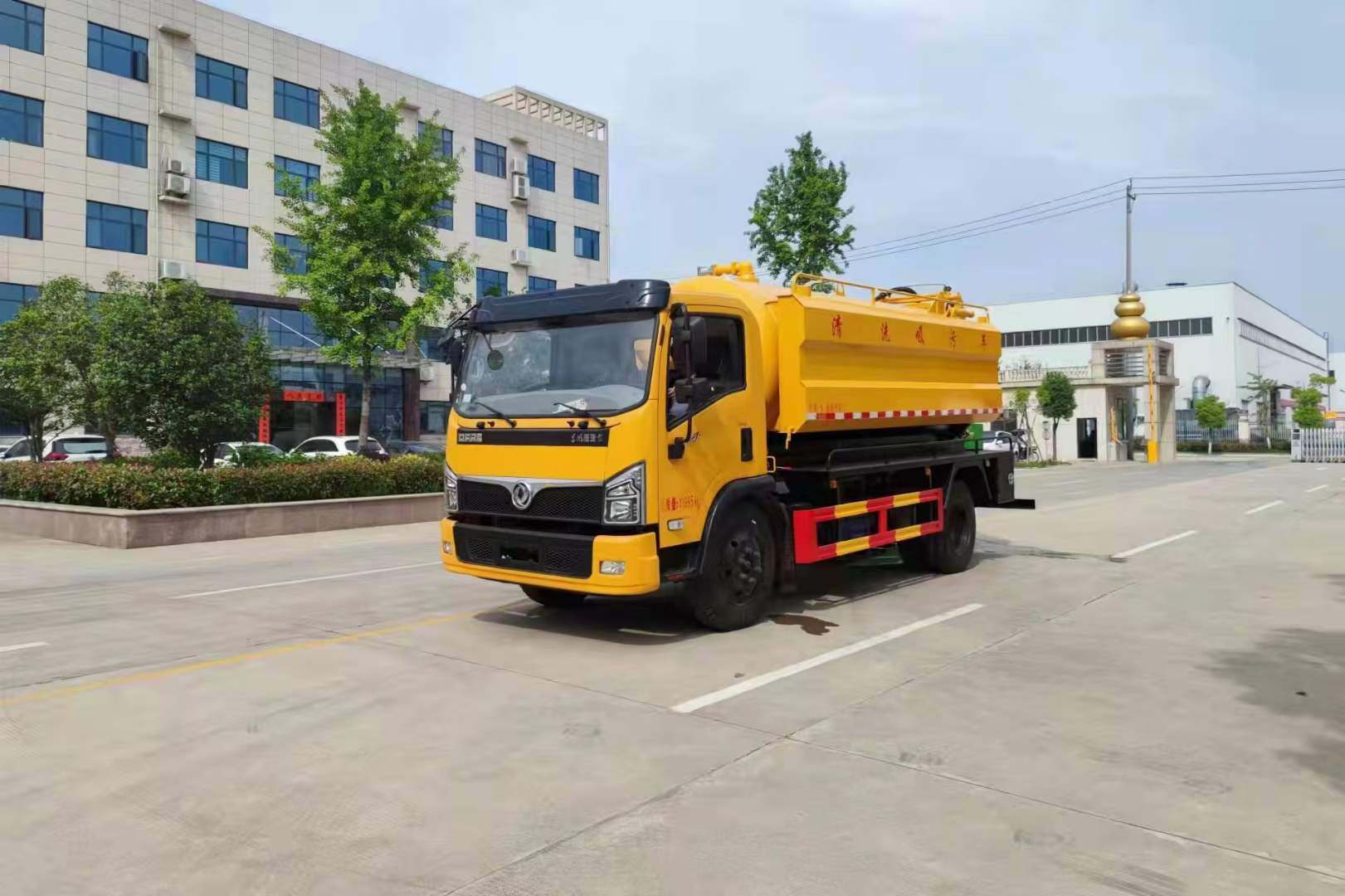 东风福瑞卡F7国六12方清洗清污车多少钱