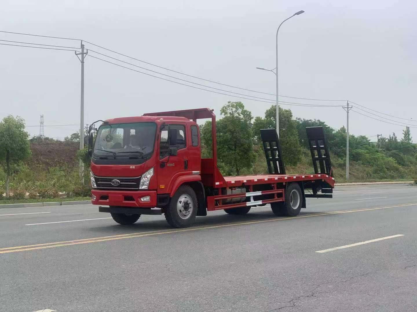 南骏18吨平板运输车价格