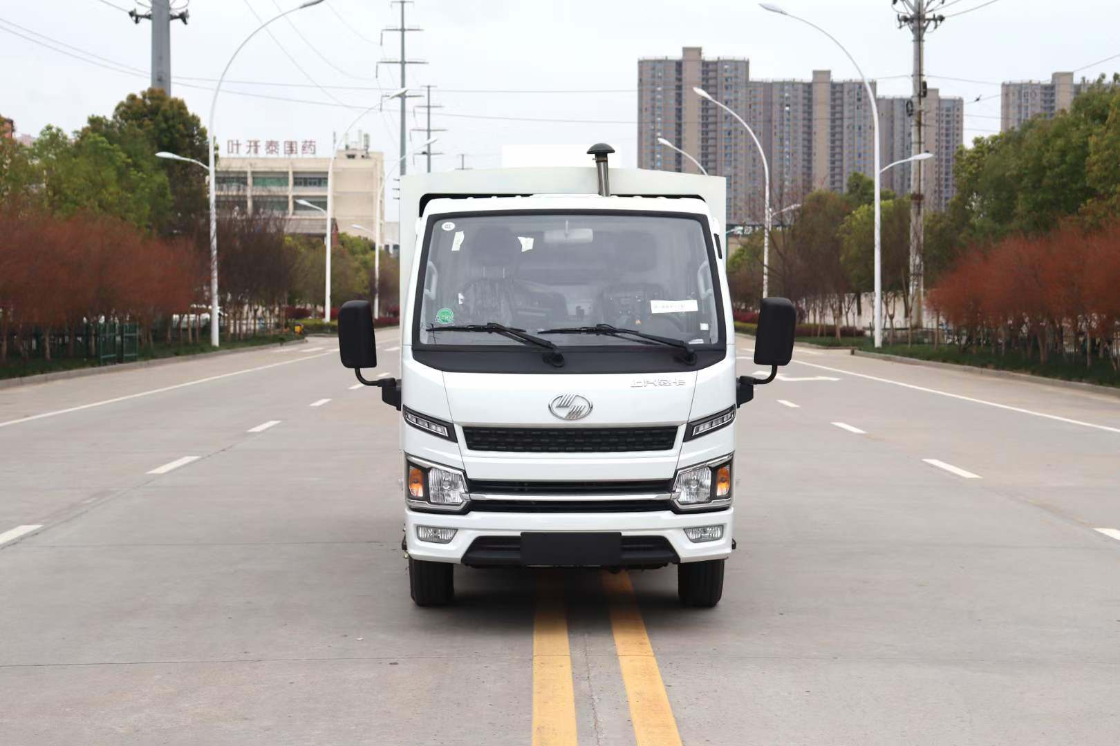 跃进（蓝牌）吸尘车价格