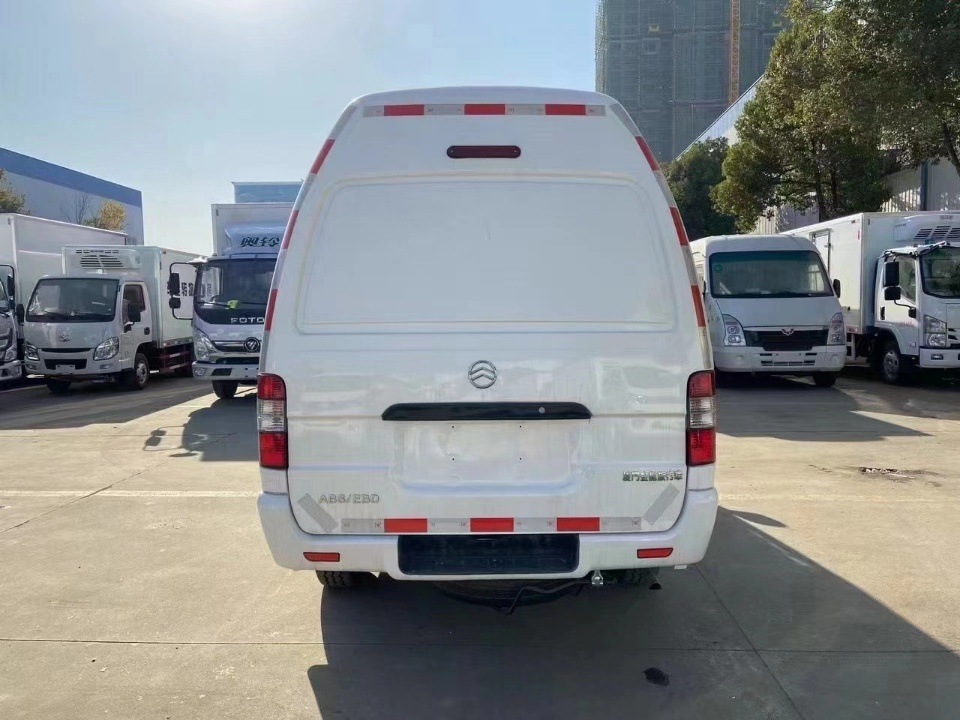 国六金旅面包冷藏车（汽油款）价格