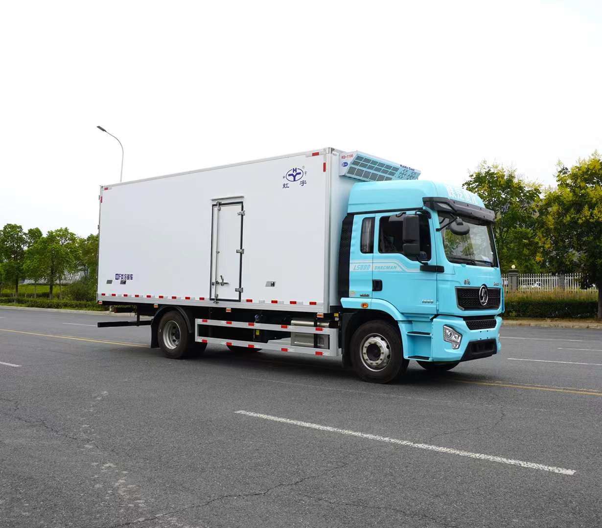 陕汽德龍  L5000国六6.9米冷藏车价格