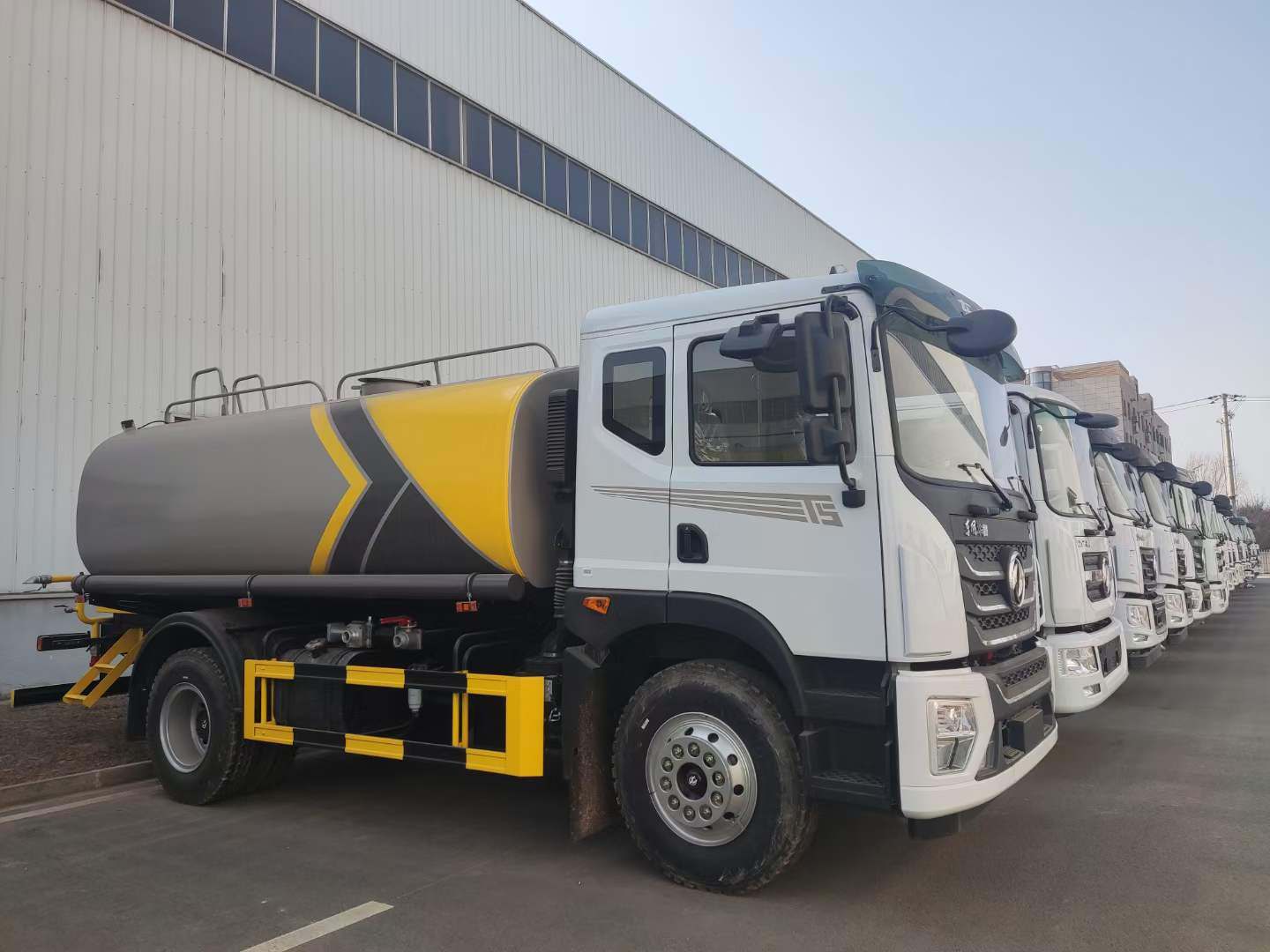 15方左右最具性价比的一款洒水车