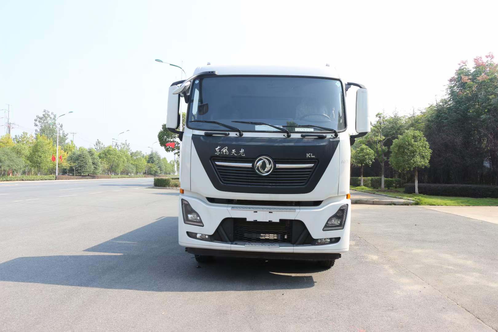 东风天龙23方抑尘车，可上京牌