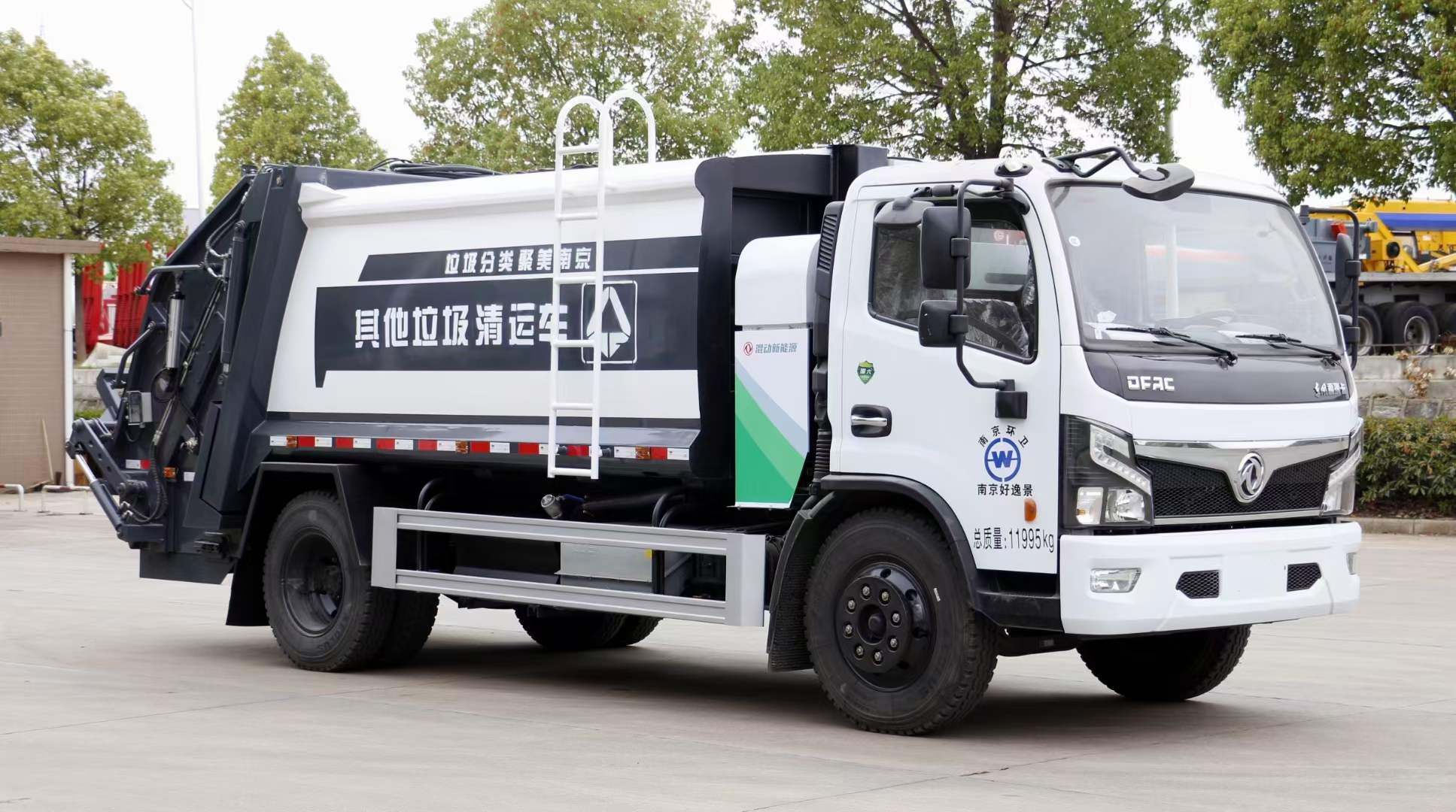 东风新能源压缩式垃圾车，大容积，超静音，上绿牌，免购置税，不限行！